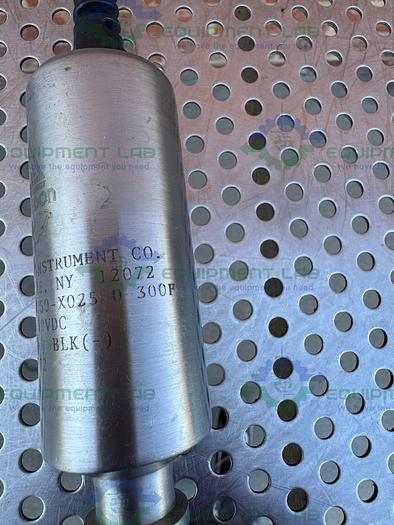 Used Anderson Instruments ST 250-X025 Temperature Transmitter 10-30 VDC