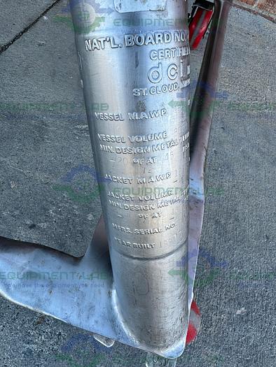 Used DCI 800 Liter Stainless Steel Jacketed Reactor 45 PSI w/ 0.5 HP Mixer