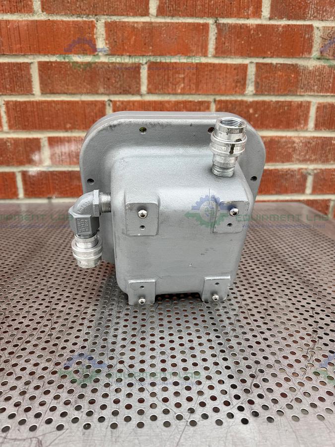 Used Killark EXB-664 N34 Explosion Proof Enclosure w/ Siemens 42BF35AF Contractor
