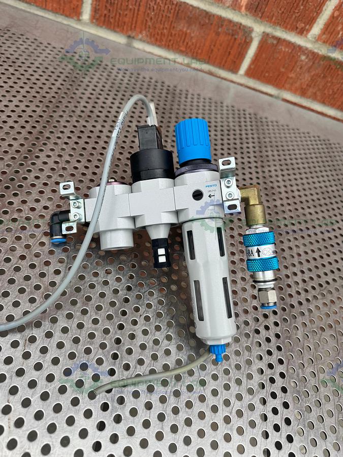 Used Festo LFR-D-Mini Regulator w/ Festo HEE-D-Mini-24 36PSI/0.25MPa