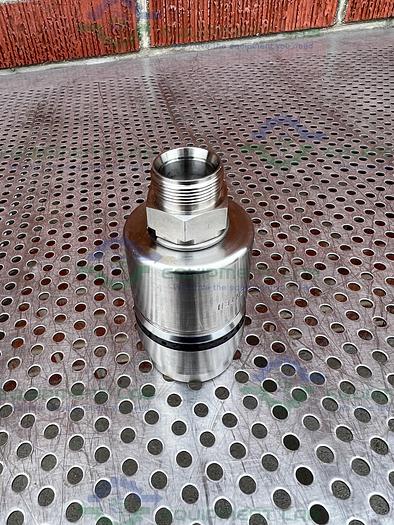 Used Swagelok  QTM8-316 Stainless Steel Female Quick Connect Fitting