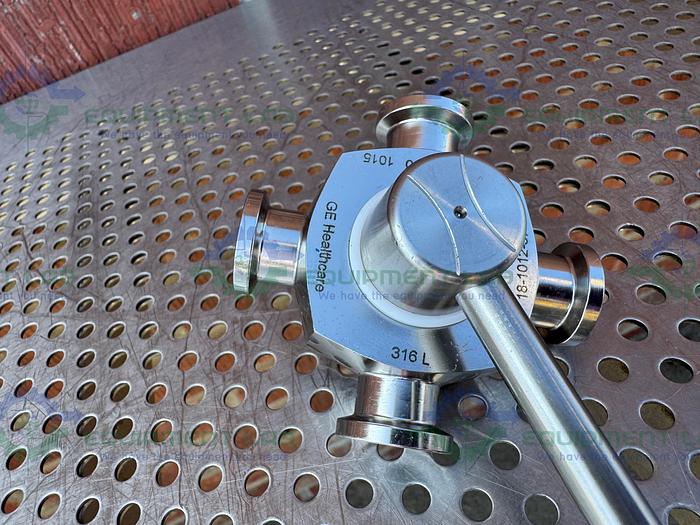 Used GE Healthcare Salvi DN10 1015 4-way 316 Valve 18-1012-57 w/1.2" Sanitary Fitting