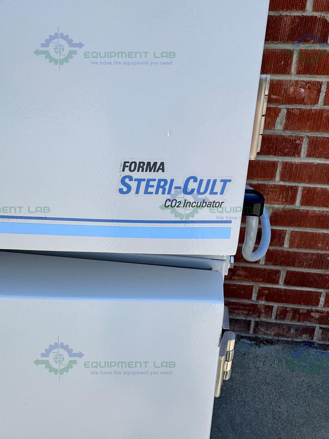 Used Thermo Forma 3310 Steri-Cult Double Stack CO2 Incubator, 11 cu. ft, 50C