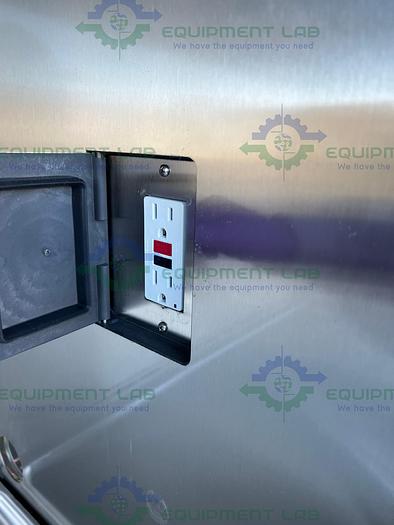 Used Labconco 302611100 Class II Type A2 Logic + Biological Safety Cabinet 6 Ft, 115V