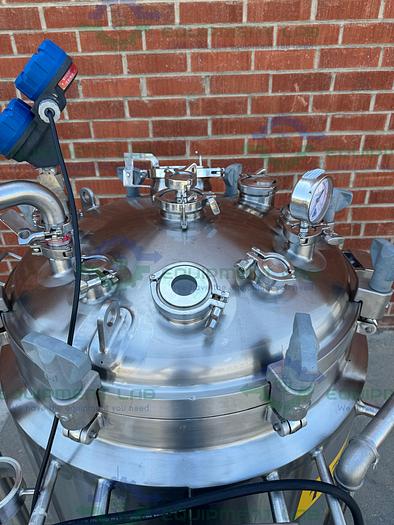 Used DCI 250 Liter Stainless Steel Jacketed Reactor 45 PSI w/ Bottom 0.5 HP Mixer