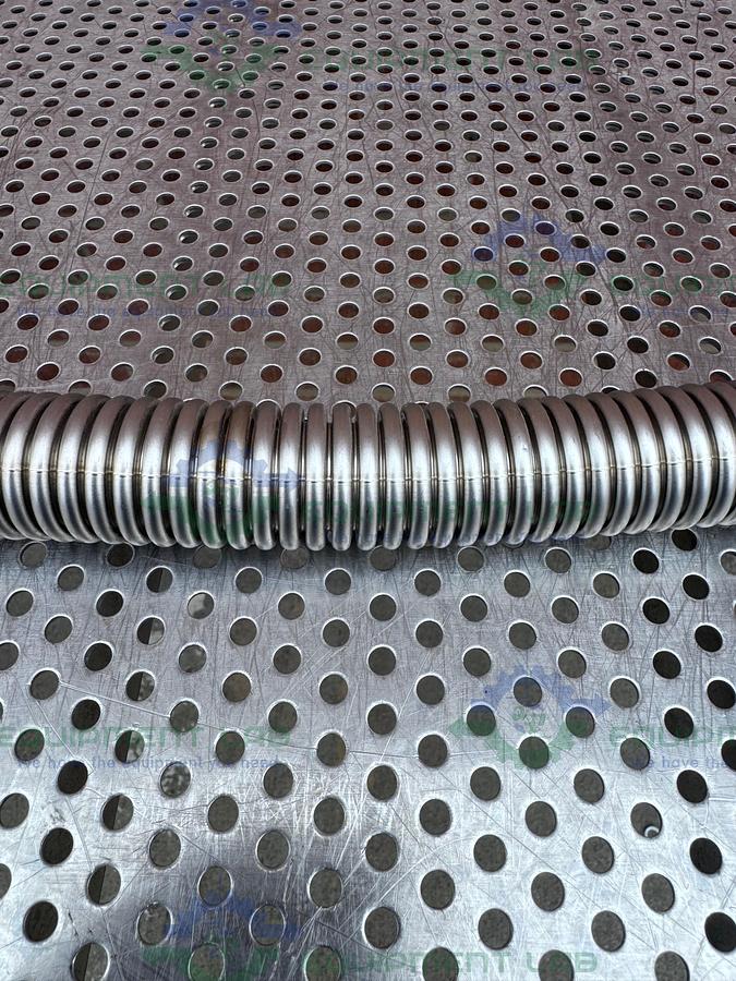 Used Stainless Steel Bellows Flexible Vacuum Hose 12" w/ KF 25 Fitting