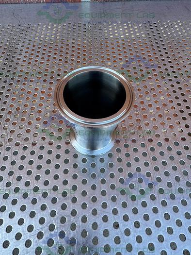 Used Unbranded Stainless Steel Reducer 2" Sanitary to 2 1/2" Sanitary Fittings