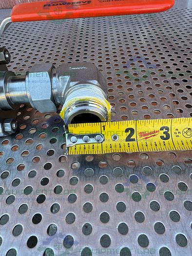 Used Flowserve 1 WK7066TXBO V36 RO Ball Valve w/ 1" Sanitary Fitting to Threaded