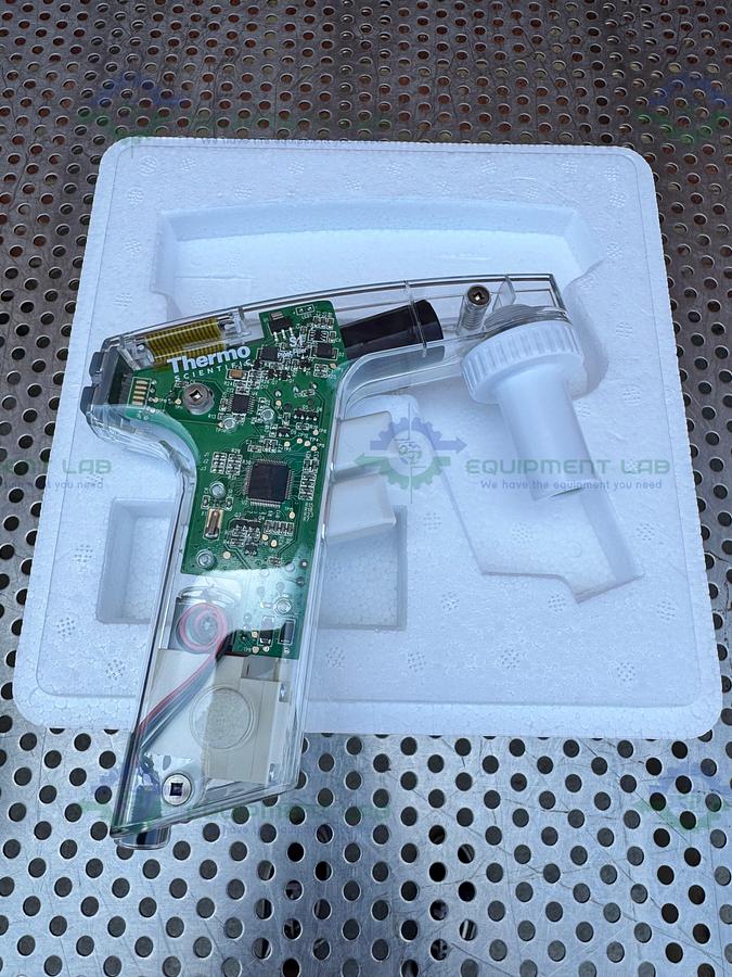 Thermo Scientific S1 Pipet Filler with Accessories
