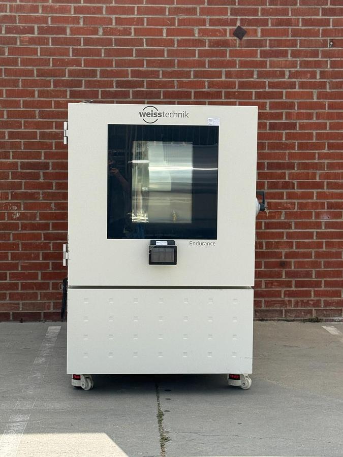 Used Weiss Technik Endurance ENDH1500/70 Environmental Chamber +180C to -70C Humidity