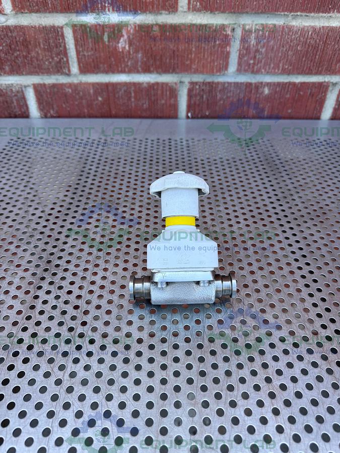 Used Alfa Laval 203911 /001/008 DN20 PN16 Diaphragm Valve w/ 3/4" Sanitary Fitting
