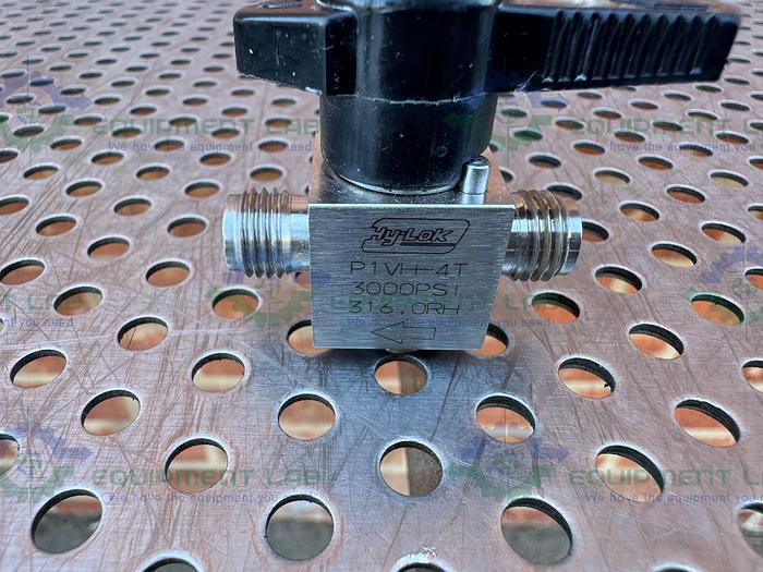 Used Lot of 2 - Hy-Lok P1VH-4T Stainless Steel Ball Valve 3000 PSI