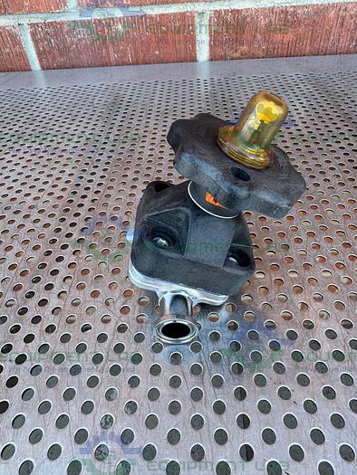 Used ITT Pure Flo .75-316L-RA20MAX-CWP150 Diaphragm Valve w/ 3/4" Sanitary Fitting