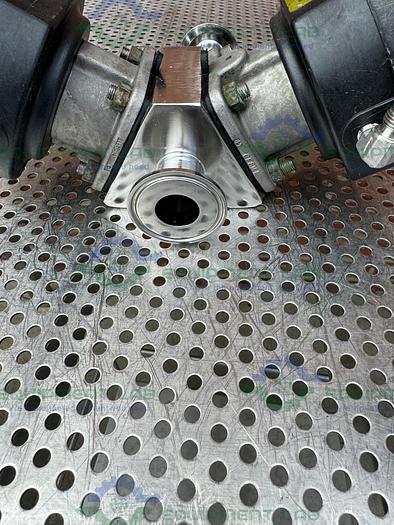 Used 2 ITT Pure Flo Advantage 3 - Way Diaphragm Valve w/ 1" Sanitary Fitting