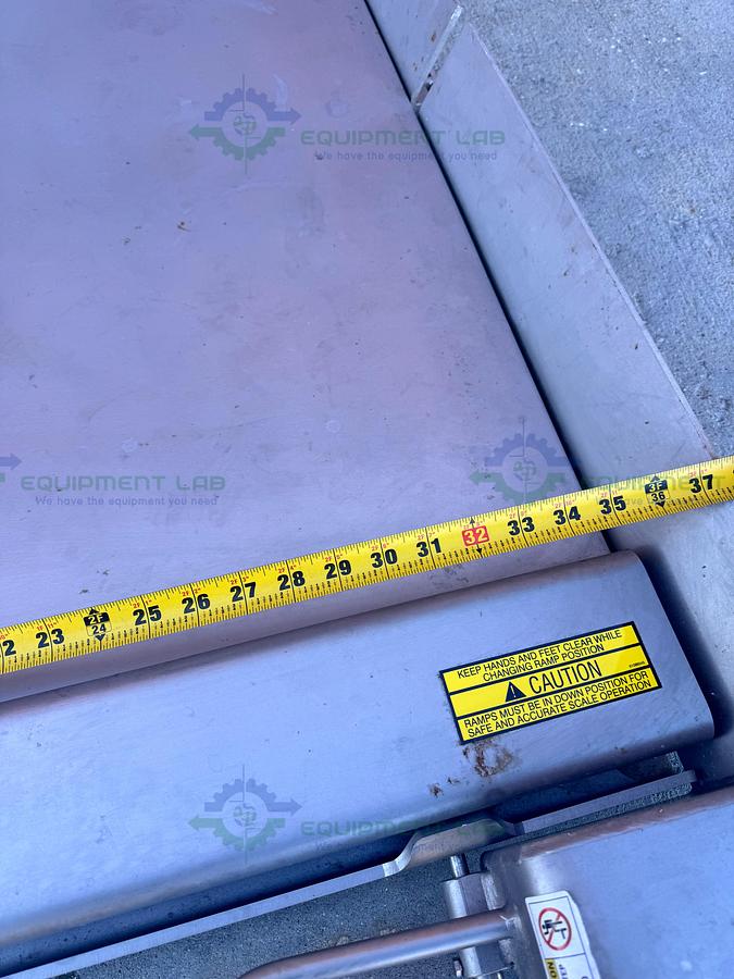 Used Mettler Toledo PUA669 Stainless Steel Scale 500 lbs w/ 36" x 36" Platform, Ramps