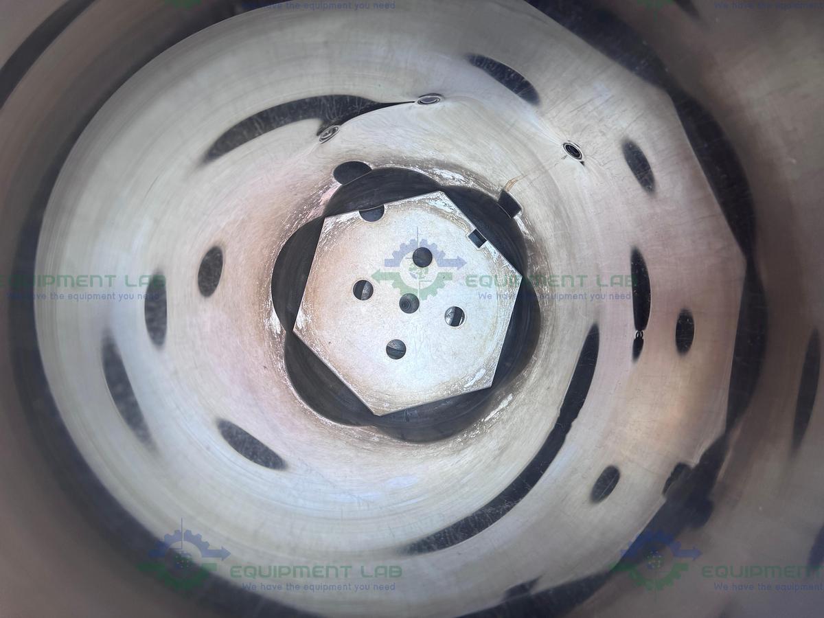 Used Yamato SM501 Standard Laboratory Use Autoclave / Sterilizer with Dryer 47L, 115V