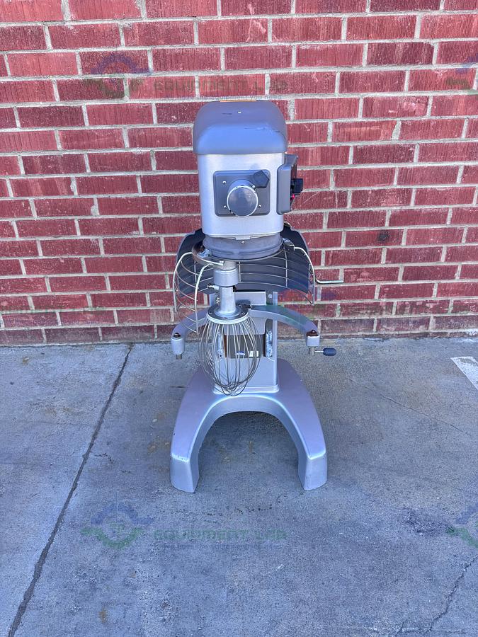 Used Hobart Legacy HL300 Planetary Floor Mixer 30 Qt, 3/4 HP, 120V