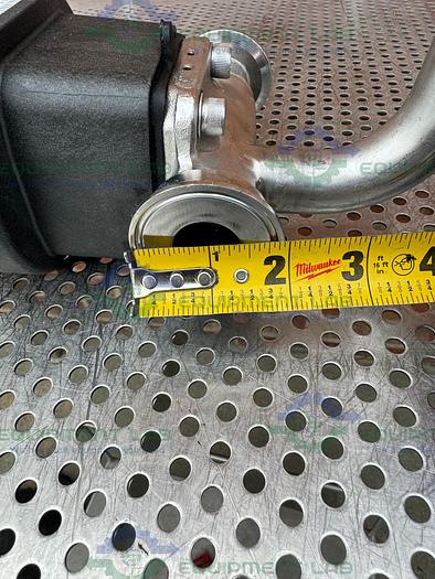 Used ITT Pure Flo Advantage 4 - Way Diaphragm Valve w/ 1.5" to 1/2" Sanitary Fitting