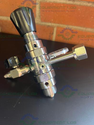 Used Harris Specialty KH1096 722C-125-540-BE Gas Lab Regulator 3000 PSI