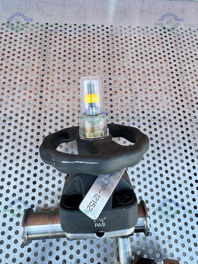 Used 2- ITT Pure Flo RA25MAX Diaphragm Valve w/ 1 1/2" to 1/2" Sanitary Fitting
