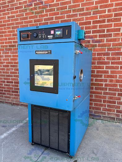  for parts or not working Environtronics  Environmental Chamber