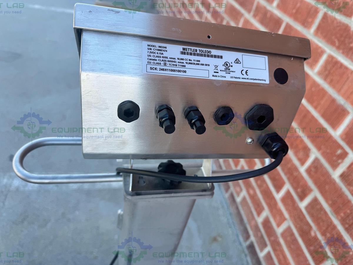 Used Mettler Toledo PUA669 Stainless Steel Scale 500 lbs w/ 36" x 36" Platform, Ramps