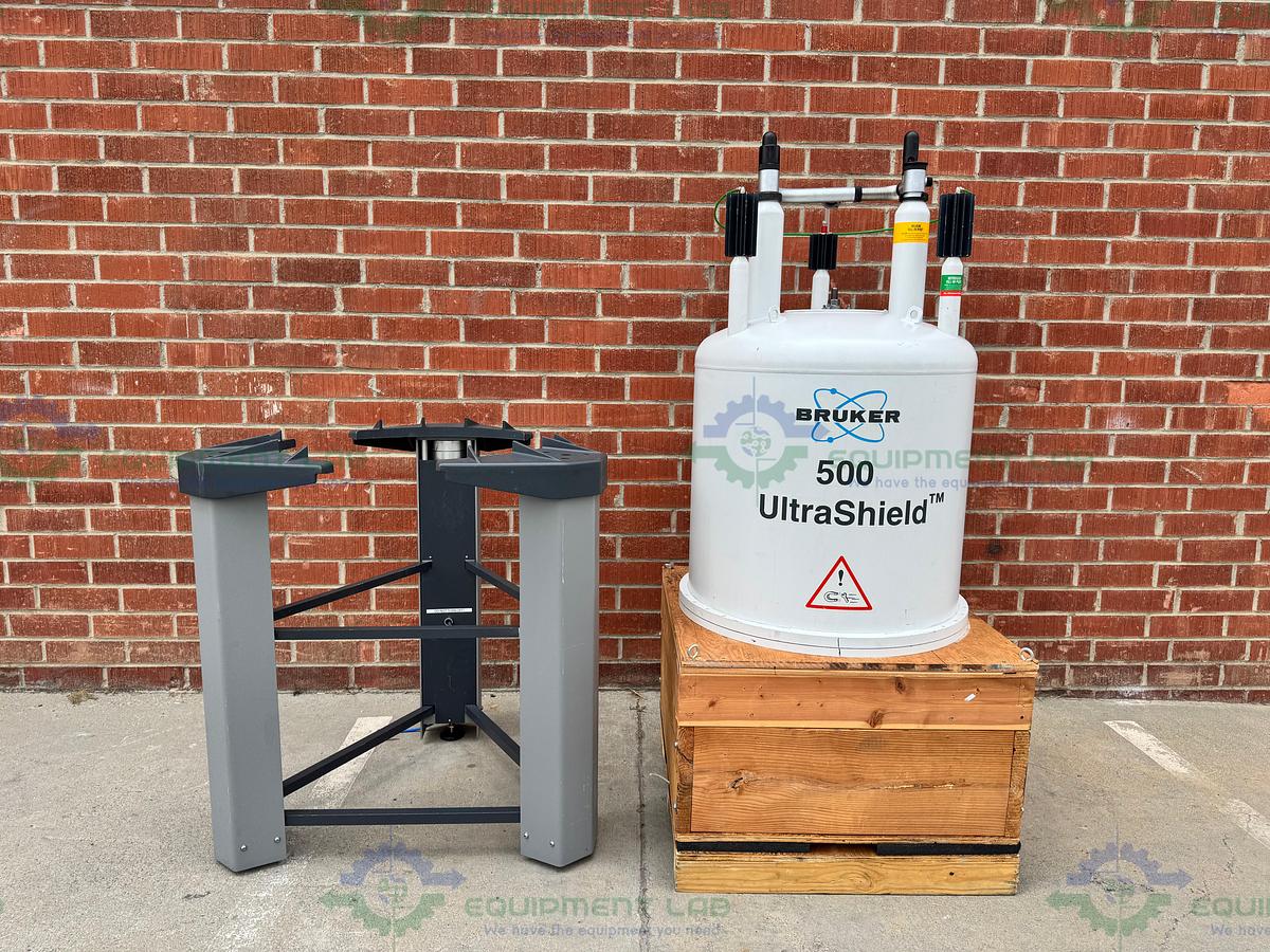 Used Bruker 500 Ultrashield NMR/ Nuclear Magnetic Resonance Spectrometer w/ Legs