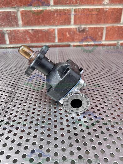 Used ITT Pure Flo 1-316L-RA25MAX-CWP150 Diaphragm Valve w/ 1" Sanitary Fitting