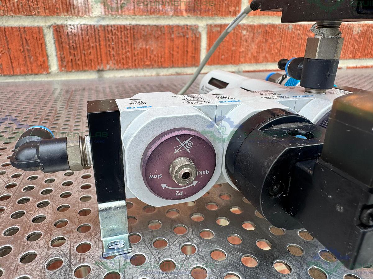 Used Festo LFR-D-Mini Regulator w/ Festo HEE-D-Mini-24 36PSI/0.25MPa