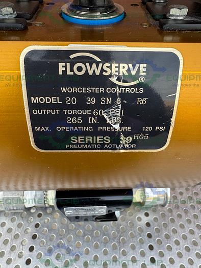 Used Flowserve L 93 SWP4 Digital Valve Positioner w/ 20 39 SN 6 R6 Pneumatic Actuator