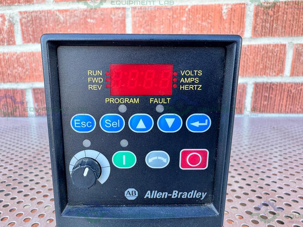 Used Allen Bradley Powerflex 4 22A-D1P4N104  Series A AC Drive 0.5 HP