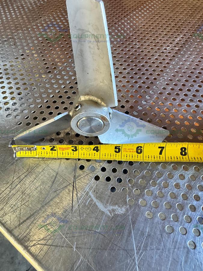 Used Unknown Stainless Steel Impeller Shaft / Mixing Rod 39" Height x 1"