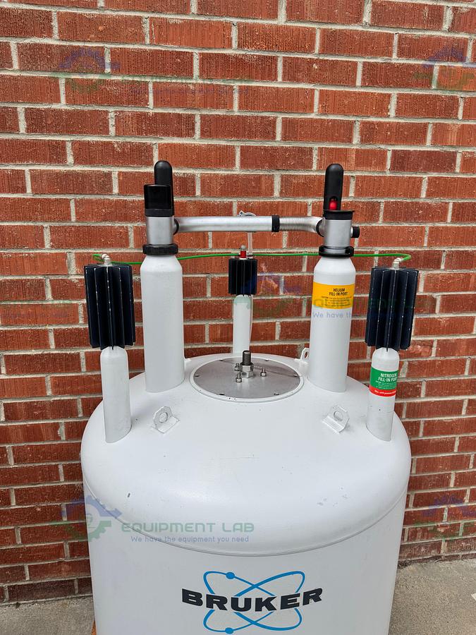 Used Bruker 500 Ultrashield NMR/ Nuclear Magnetic Resonance Spectrometer w/ Legs