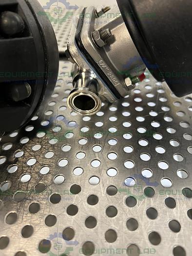 Used 2 ITT Pure-Flo A208 Diaphragm Valves 90PSI w/ 3/4" and 1/2" Sanitary Fittings