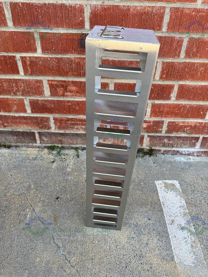 Used Thermo Scientific CE8140 Cryoextra 40 High-Efficiency Cryogenic Storage 797 L