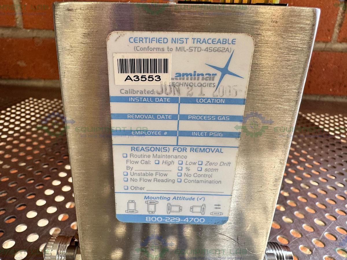Used Unit Instruments UFC-8100 Mass Flow Controller 1 SLPM
