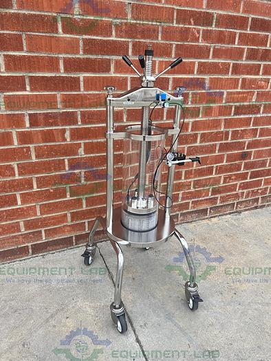 Used Millipore  QuikScale 200/550 Chromatography Column 17 Liter  Cat # GA201711