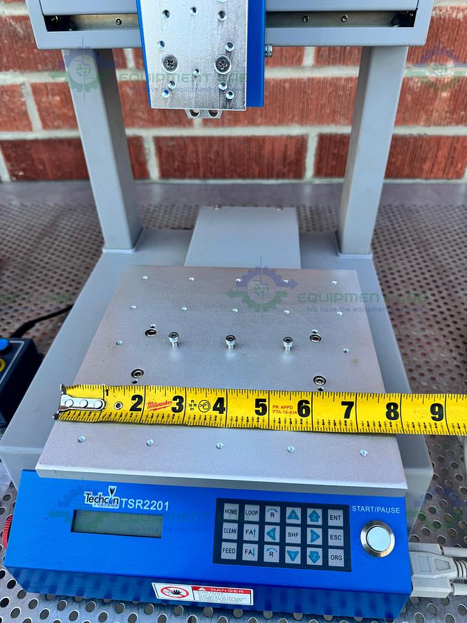 Used TECHON TSR2201 Dispensing Robot 3-axis 200mm X 200 mm