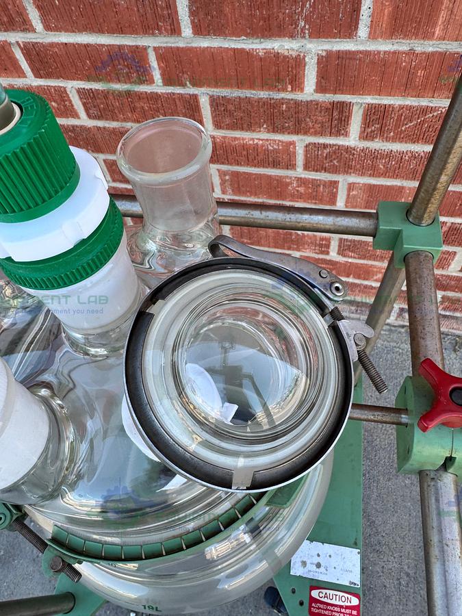 for parts or not working Chemglass 20 Liter Jacketed Glass Reactor w/ Stand, Impeller