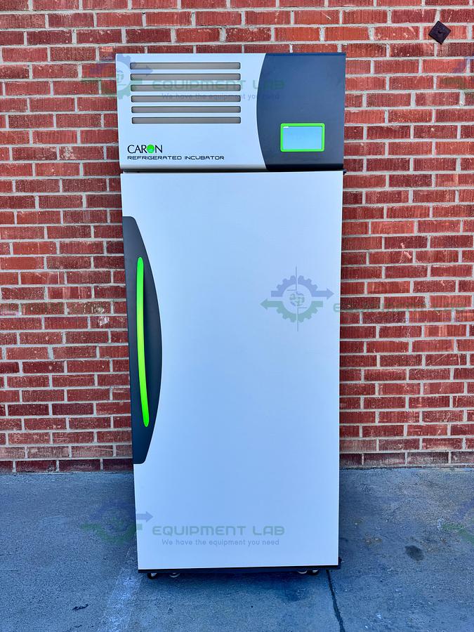 Used Caron 7001-33-1 Reach In Refrigerated Incubator  5 to +70°C, 33 Cu, Ft, 115 V