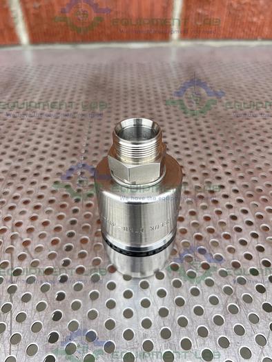 Used Swagelok  QTM8-316 Stainless Steel Female Quick Connect Fitting