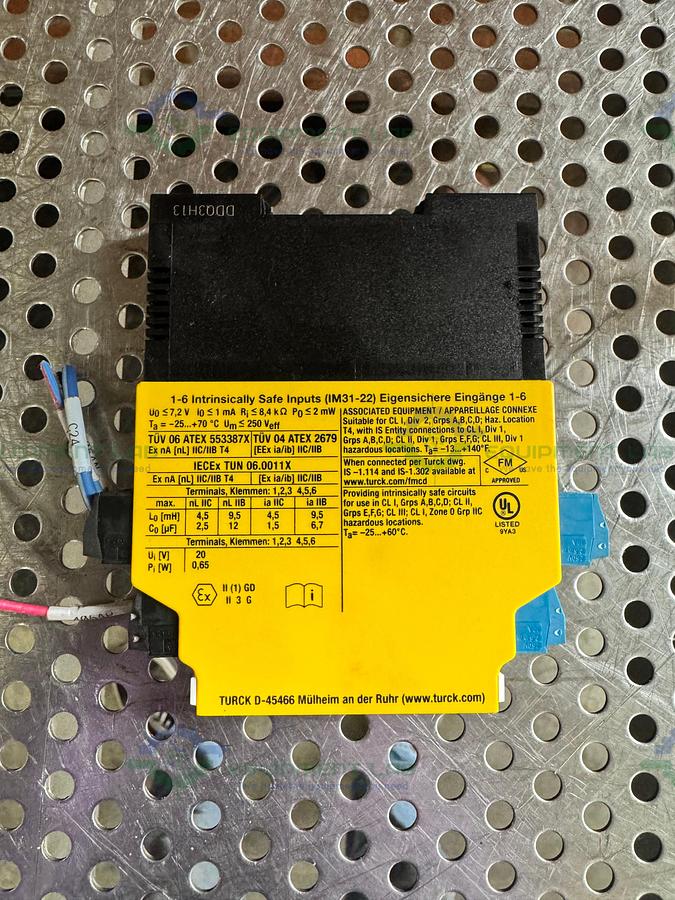 Used Turck IM31-22Ex-i Analog Signal Isolator Interface Module
