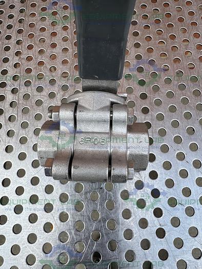 Used SVF -F. C. I. R86666ATSE Ball Valve 1500 PSI w/ 1/4" Threaded Fitting