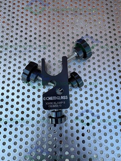 Used Chemglass CG-1969-M-26 M30 Stainless Steel Ball Valve Male to Female 3/4"