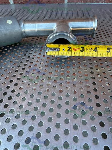 Used Gemu 554/40/D55345 Pneumatic Angle Seat Globe Valve w/ 1 1/2" Sanitary Fitting