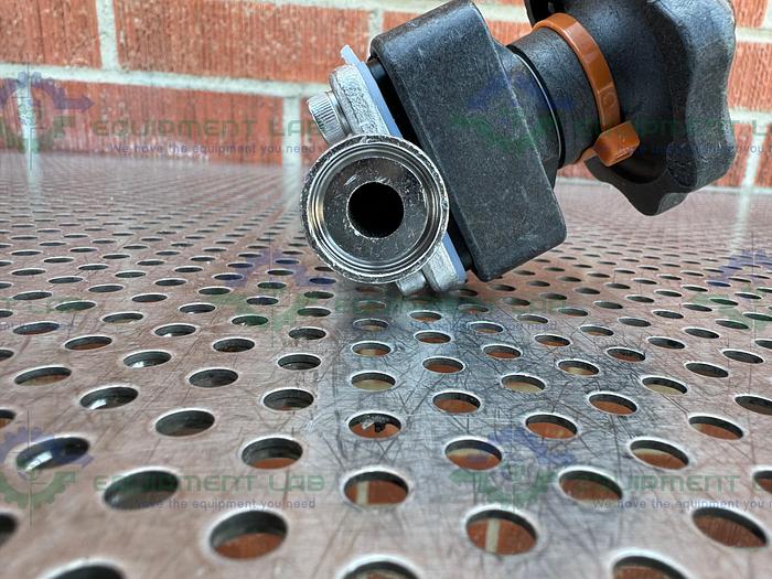 Used ITT Pure Flo  5-316L-RA25MAX Diaphragm Valve w/ 1/2" Sanitary Fitting