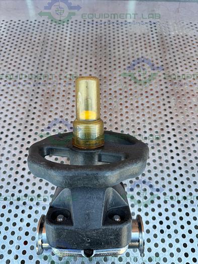 Used ITT Pure Flo 1.5-316L-RA20MAX-CWP150 Diaphragm Valve w/ 1 1/2" Sanitary Fitting