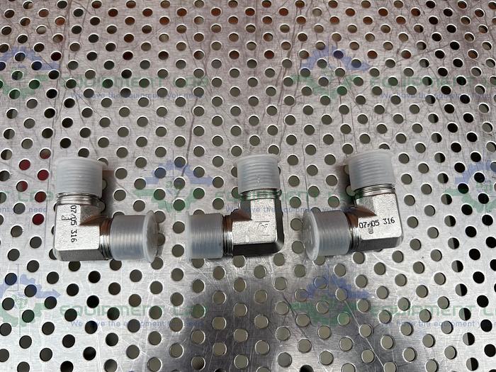 Lot of 3 - Brennan Industries 5500-08-08 SS 90-Degree Elbow 1/2" Male NPT