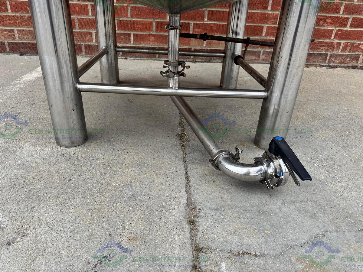 Used Unknown Brand 1000 Gallon Stainless Steel Jacketed Holding Tank