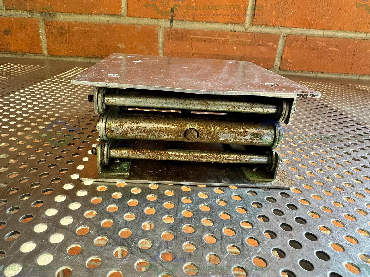 Used VWR 6" x 6" x 10" Stainless Steel Table-Top Lab Jack